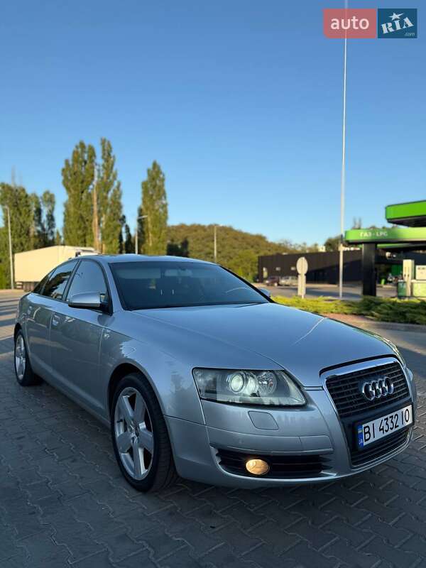 Седан Audi A6 2004 в Кременчуге