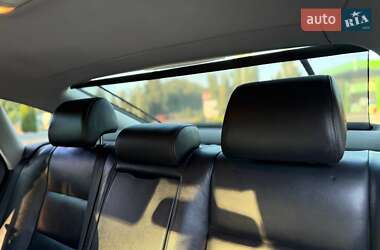 Седан Audi A6 2004 в 