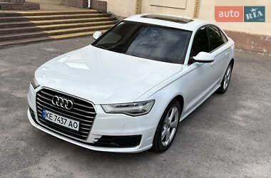 Седан Audi A6 2015 в 