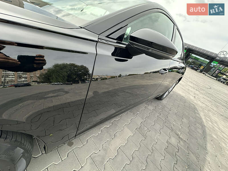 Седан Audi A6 2019 в Луцке