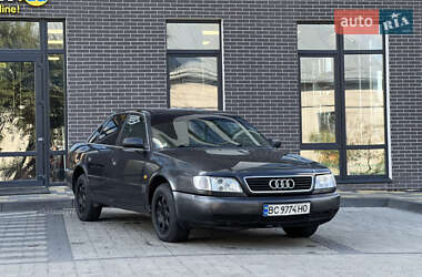 Седан Audi A6 1996 в Жовкве