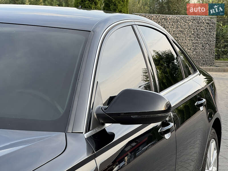 Седан Audi A6 2015 в Самборе