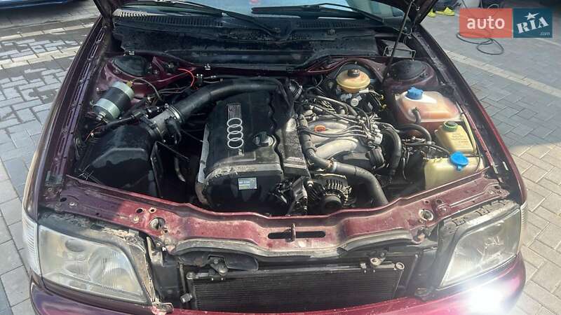 Седан Audi A6 1996 в Ярмолинцах
