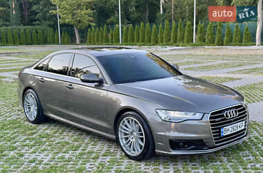 Седан Audi A6 2014 в 
