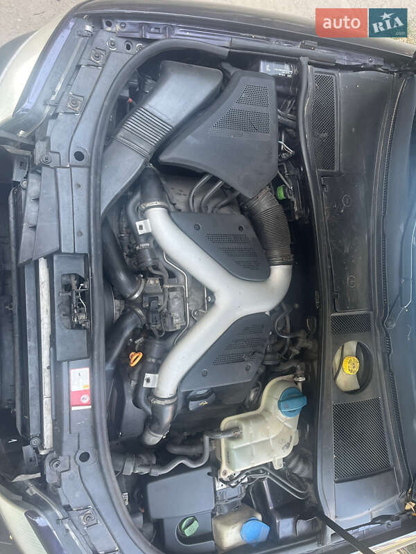 Седан Audi A6 2003 в Днепре