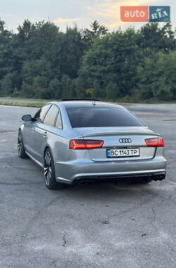 Седан Audi A6 2012 в 