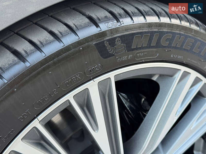 Седан Audi A6 2018 в Днепре