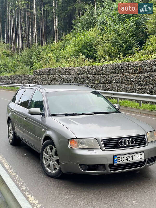 Универсал Audi A6 2004 в Сходнице