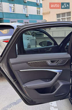 Седан Audi A6 2019 в 