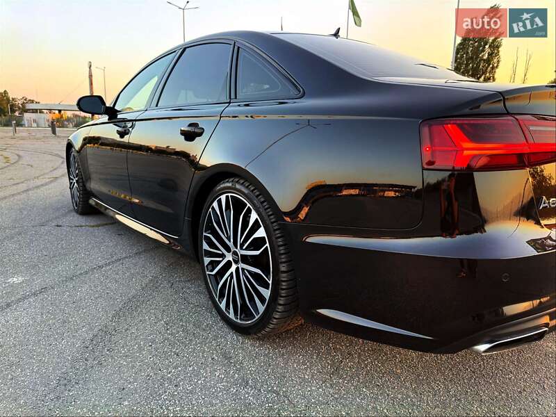 Седан Audi A6 2018 в Харькове