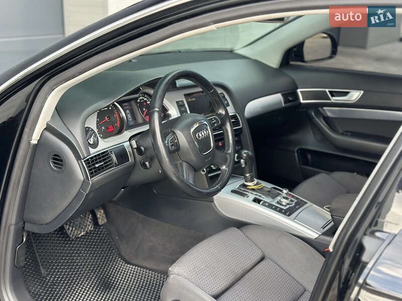 Седан Audi A6 2010 в Сарнах