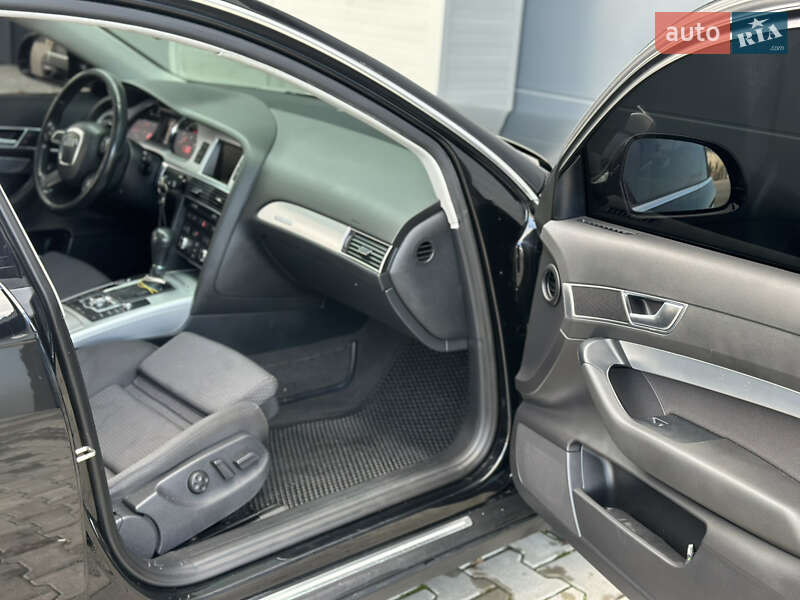 Седан Audi A6 2010 в Сарнах