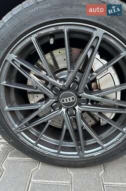 Седан Audi A6 2013 в 