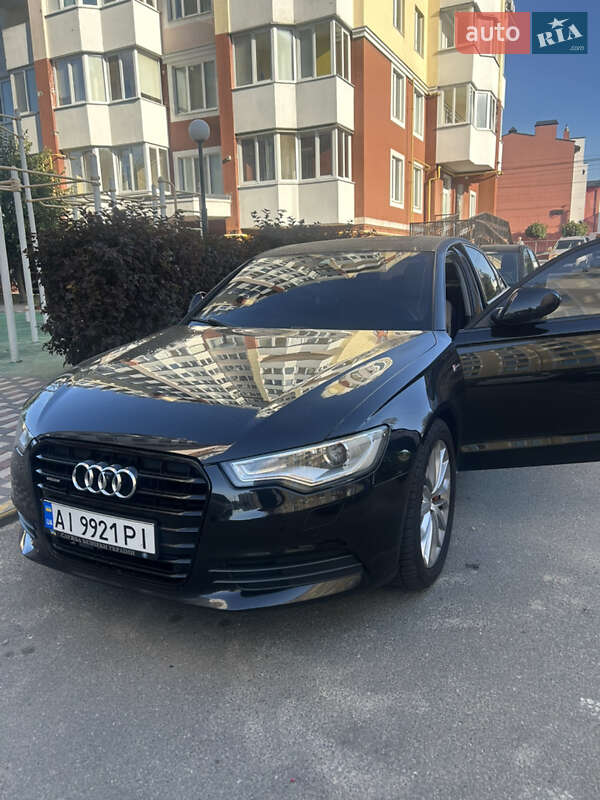 Седан Audi A6 2012 в Бучі