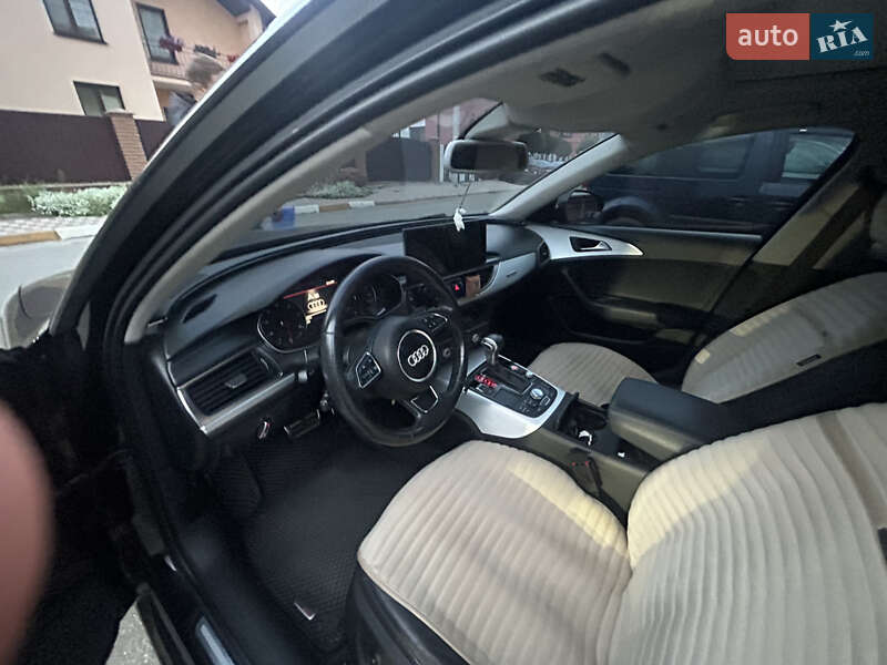 Седан Audi A6 2012 в Бучі