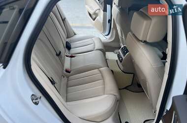 Седан Audi A6 2016 в 