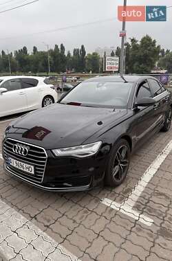 Седан Audi A6 2015 в 