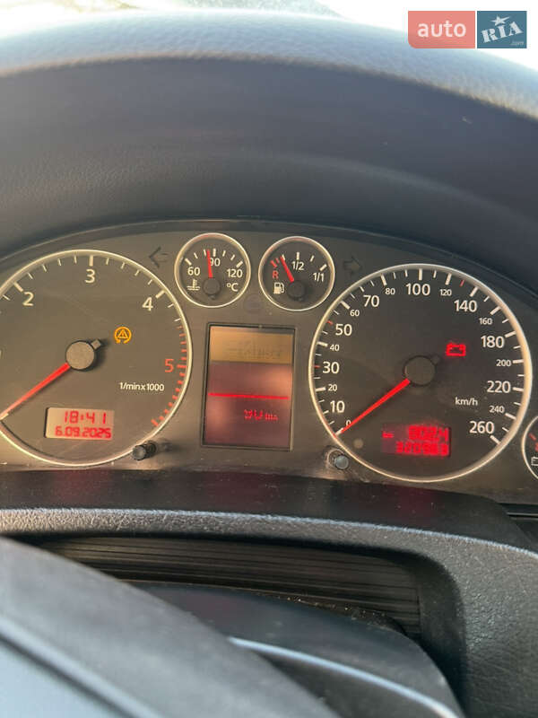 Седан Audi A6 2001 в Хмельницком