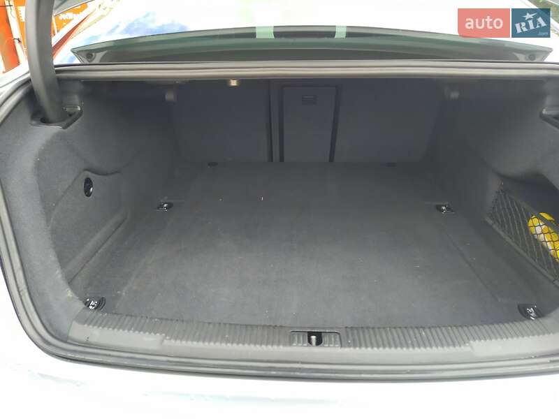 Седан Audi A6 2014 в Виннице