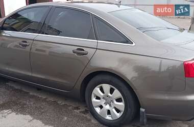 Седан Audi A6 2012 в 