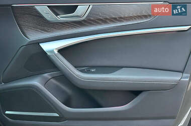 Седан Audi A6 2019 в 