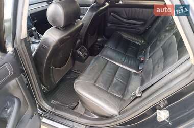 Седан Audi A6 2004 в 