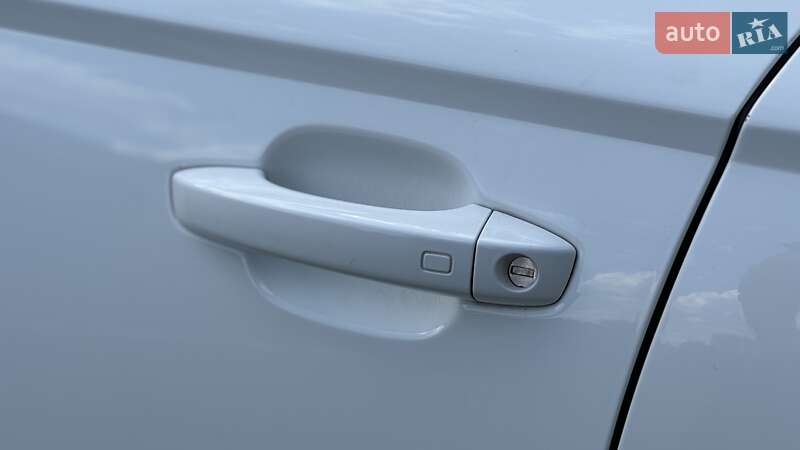 Универсал Audi A6 2016 в Киеве