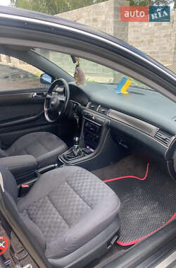 Седан Audi A6 1998 в 