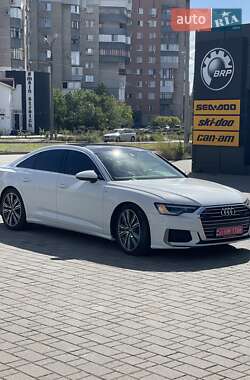 Седан Audi A6 2019 в 