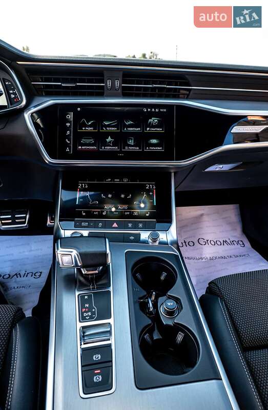 Универсал Audi A6 2021 в Черновцах