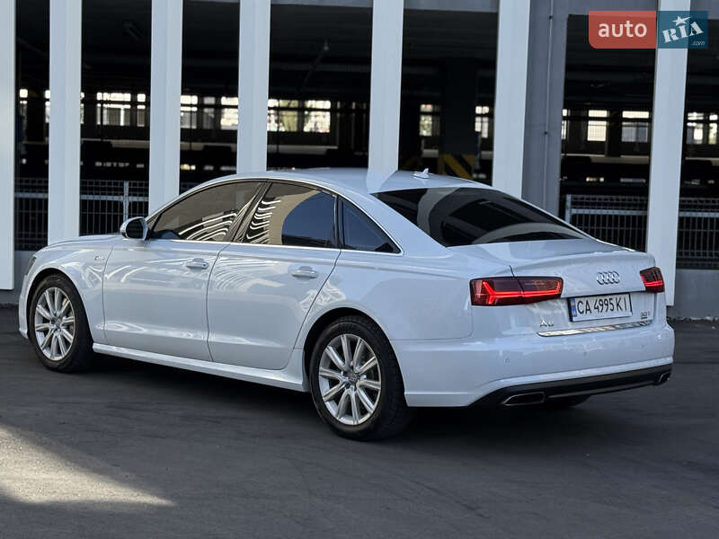 Седан Audi A6 2015 в Киеве