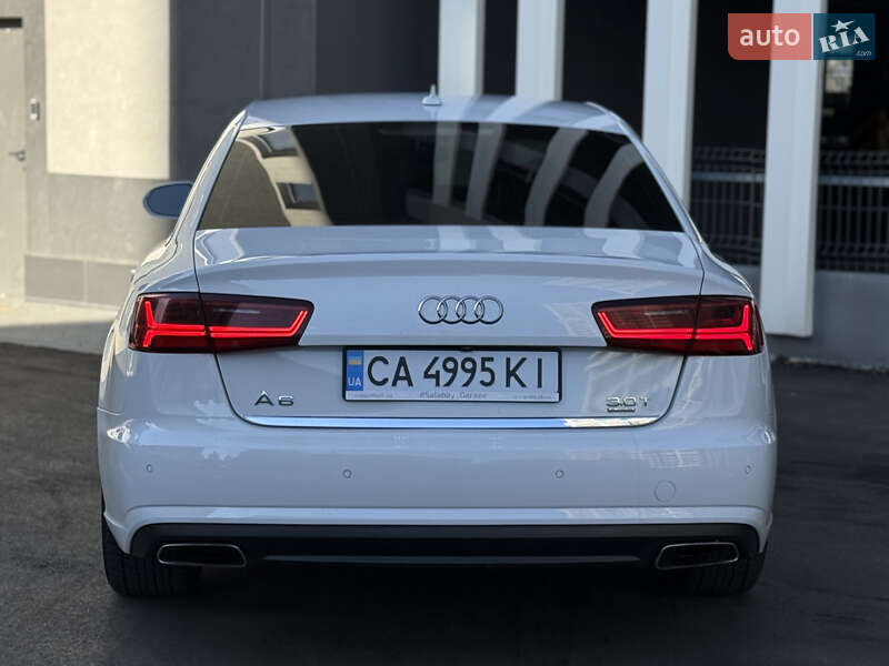 Седан Audi A6 2015 в Киеве