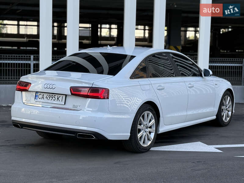 Седан Audi A6 2015 в Киеве