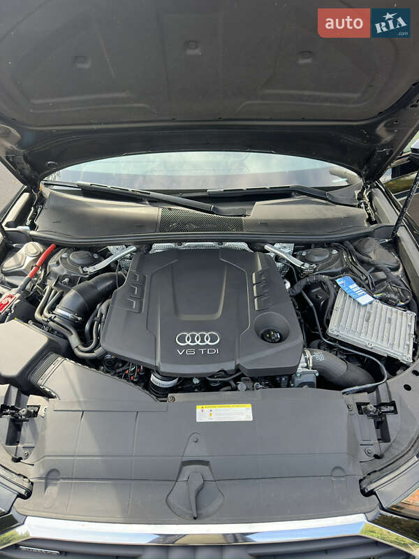 Седан Audi A6 2019 в Луцке