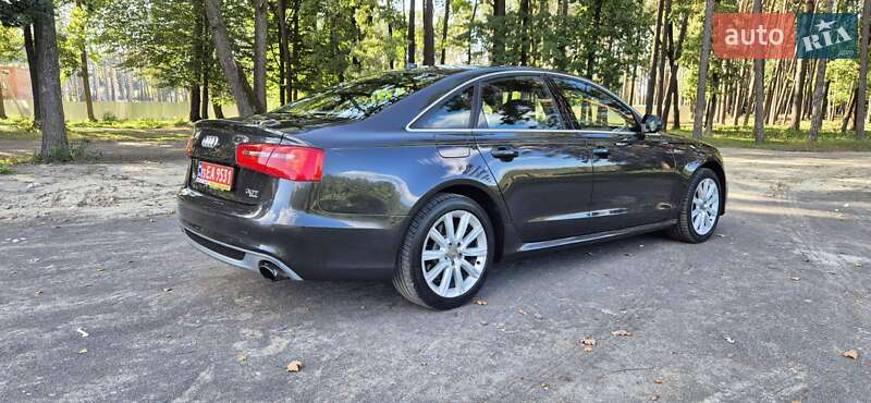 Седан Audi A6 2012 в Дубні