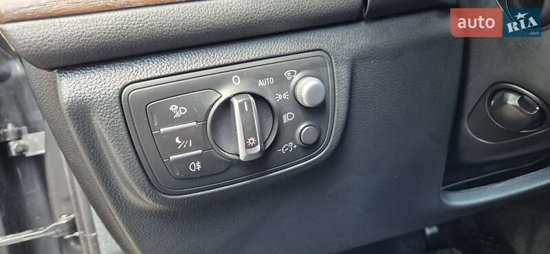 Седан Audi A6 2012 в Дубні