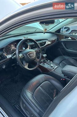 Седан Audi A6 2013 в 