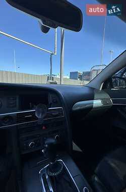 Седан Audi A6 2004 в 