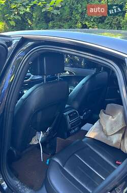 Седан Audi A6 2012 в 