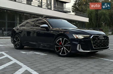 Седан Audi A6 2018 в 