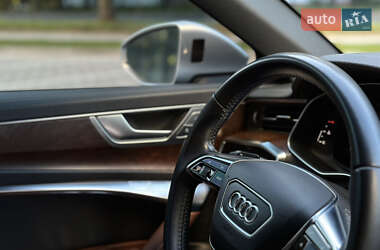 Седан Audi A6 2018 в 