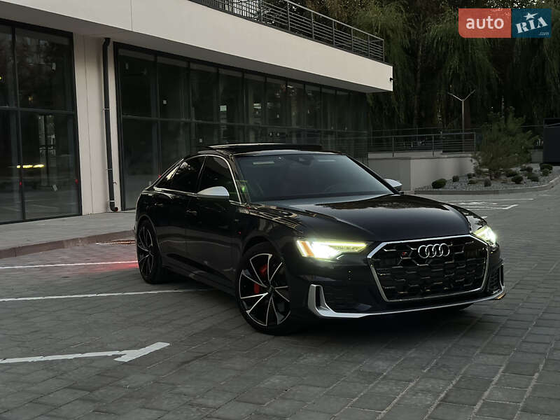 Седан Audi A6 2018 в Рівному