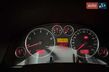 Універсал Audi A6 2003 в 
