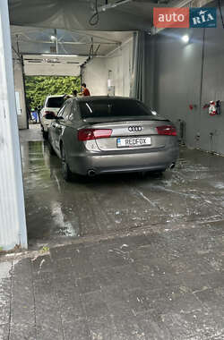 Седан Audi A6 2013 в 