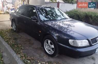Седан Audi A6 1995 в  фото 19 Седан Audi A6 1995 в