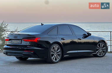 Седан Audi A6 2018 в 