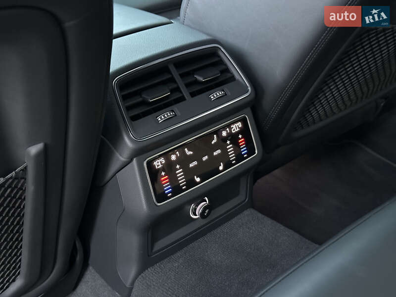 Седан Audi A6 2018 в Одессе