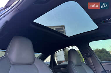 Седан Audi A6 2018 в 