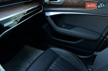Седан Audi A6 2019 в 
