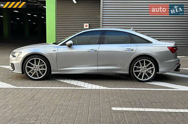Седан Audi A6 2021 в 